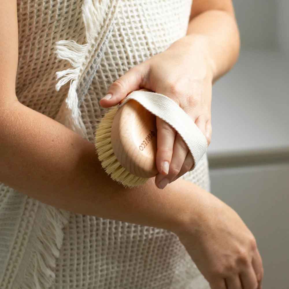 Ever Eco Dry Body Brush Beech Wood Handle, Sisal Bristles - 1 Pack - L'Organic
