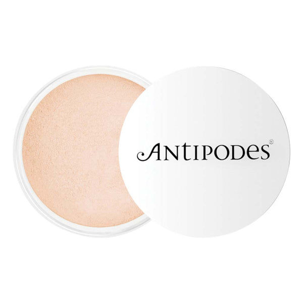 Antipodes Mineral Foundation with SPF 15 Ivory - 11g