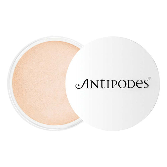 Antipodes Mineral Foundation with SPF 15 Porcelain - 11g