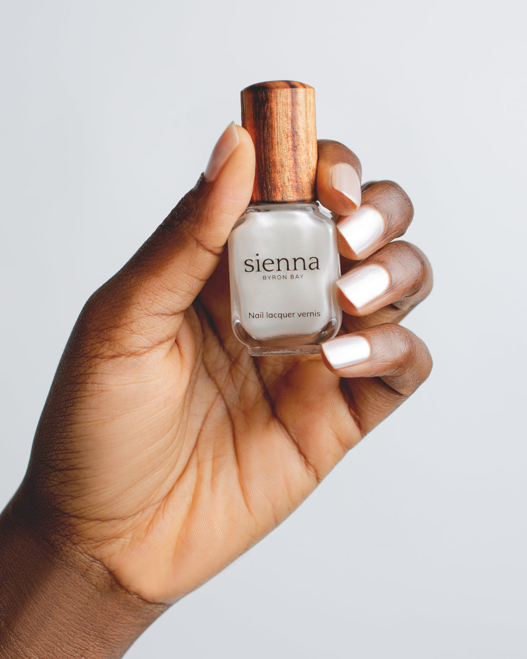 Sienna Nail Polish Aura - White Pearl - 10ml