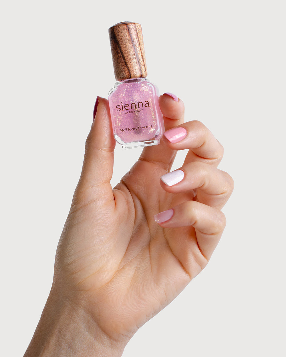 Sienna Nail Polish Celestial Glow Shimmering Top Coat - 10ml