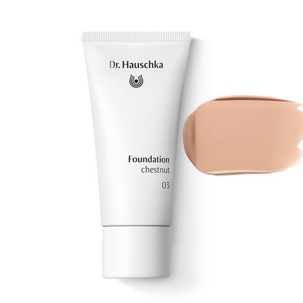 Dr. Hauschka foundation tube with swatch on a white background