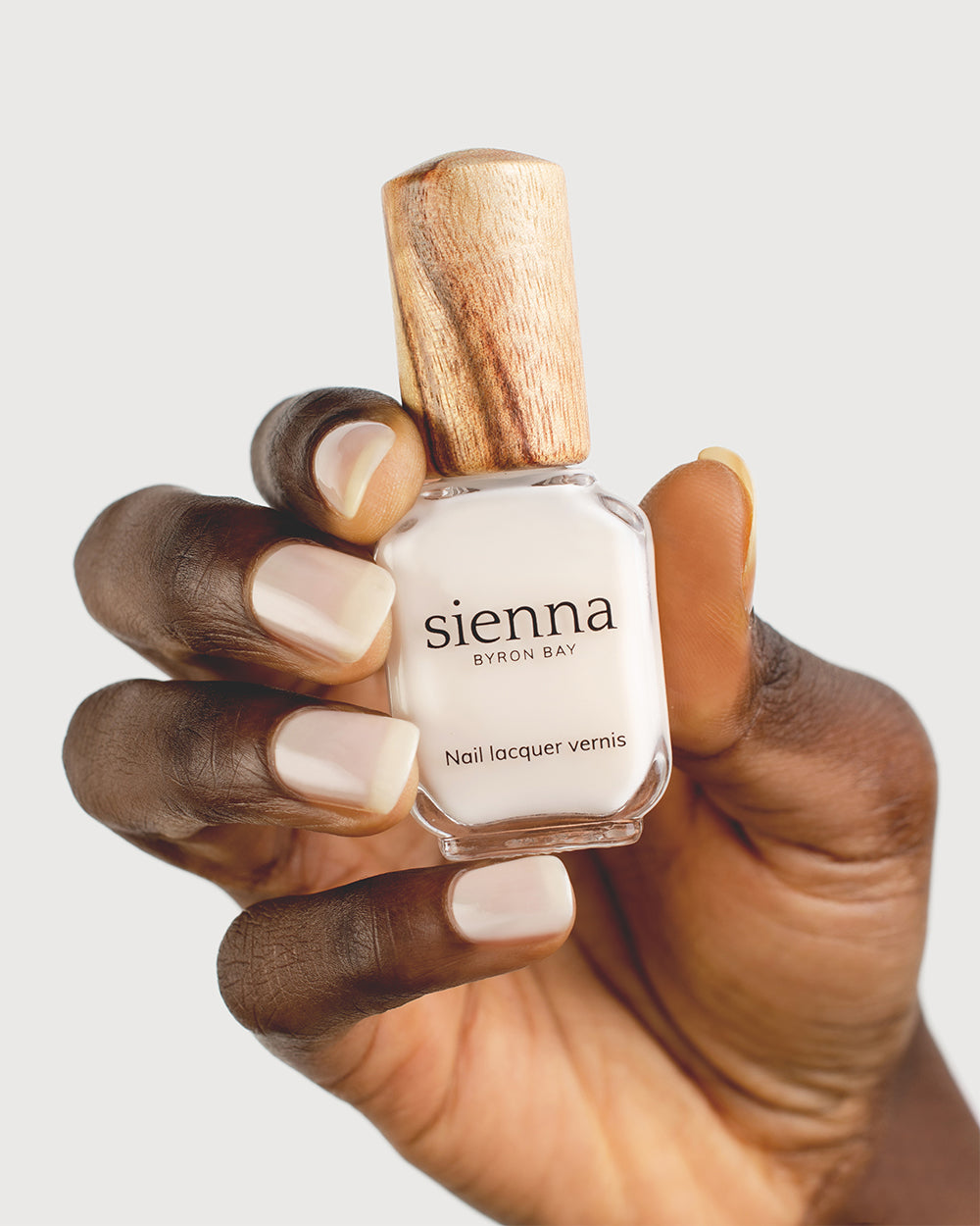 Sienna Nail Polish Hope - Milky Sheer White - 10ml