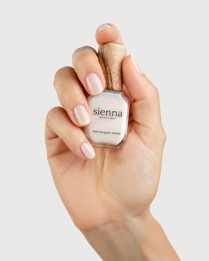 Sienna Nail Polish Hope - Milky Sheer White - 10ml