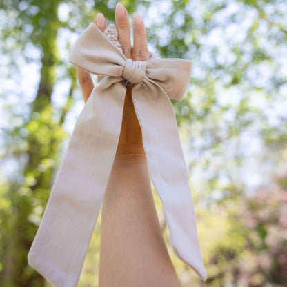 Kooshoo Plastic-free Satin Bow Scrunchie - Black