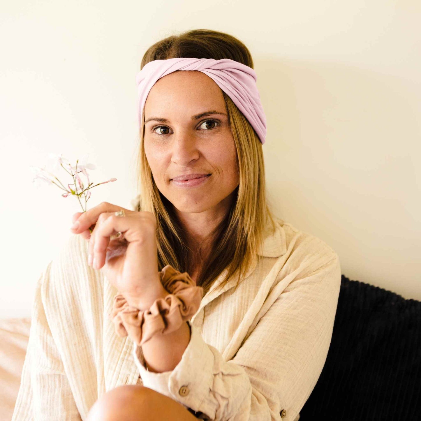 Kooshoo Organic Twist Headband - Pink Mist