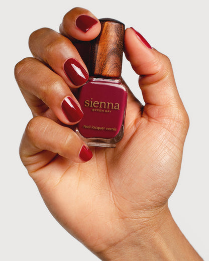 Sienna Nail Polish Promise - Plum Red - 10ml