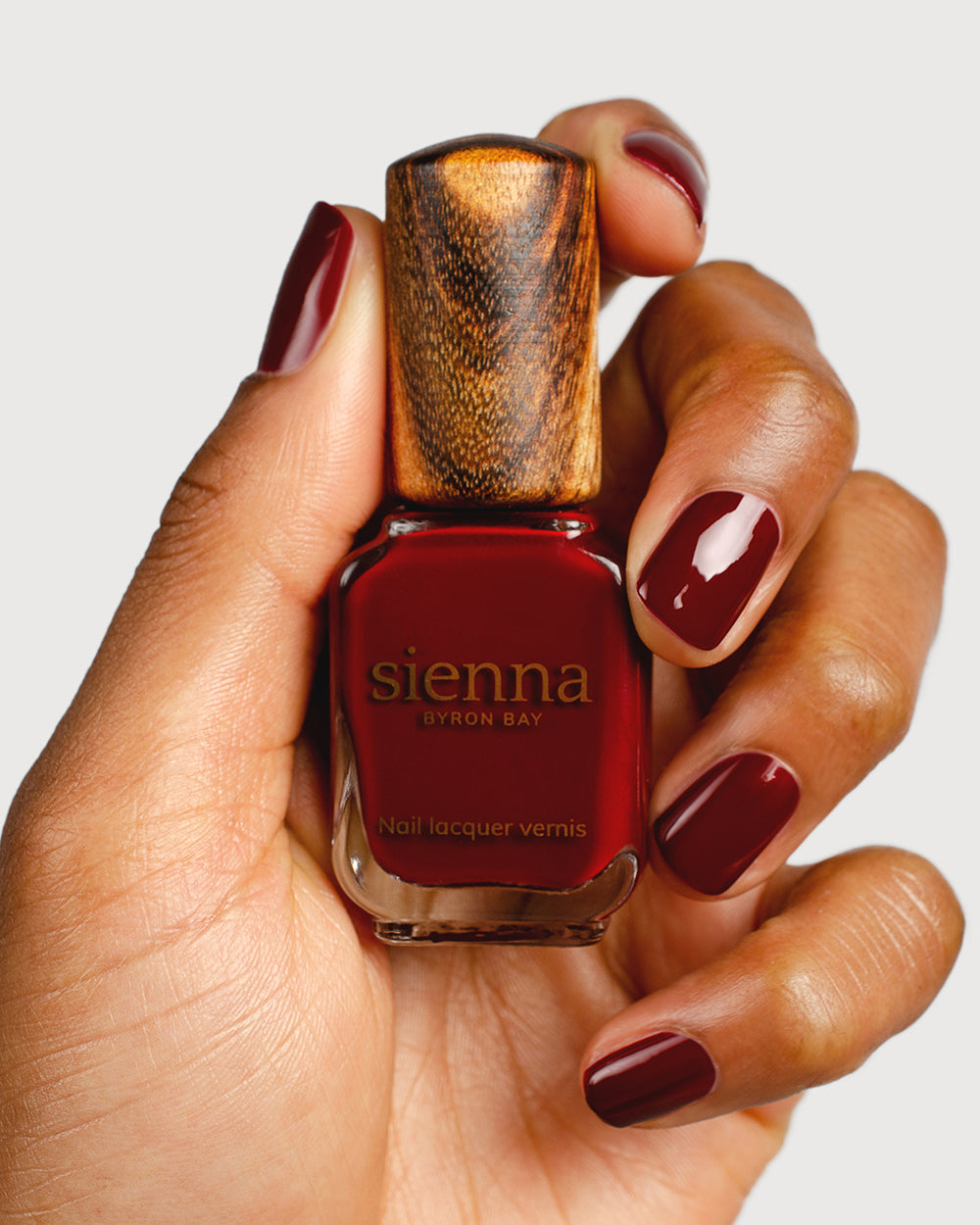 Sienna Nail Polish Sacred - Dark Red - 10ml