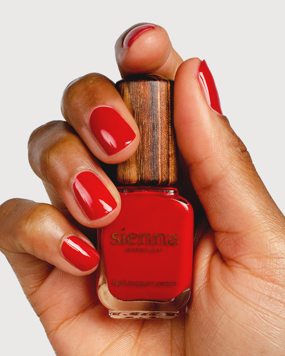 Sienna Nail Polish Tempest - Classic Red - 10ml
